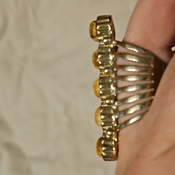 Stone ring - Picture 2 of 6